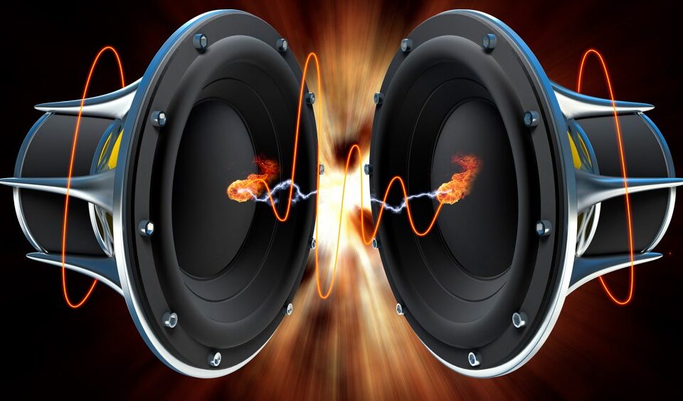 O technologiach stosowanych w głośnikach estradowych